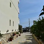 Hotel Antonis Himarë