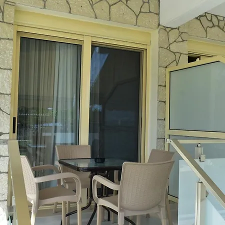 Otel Antonis